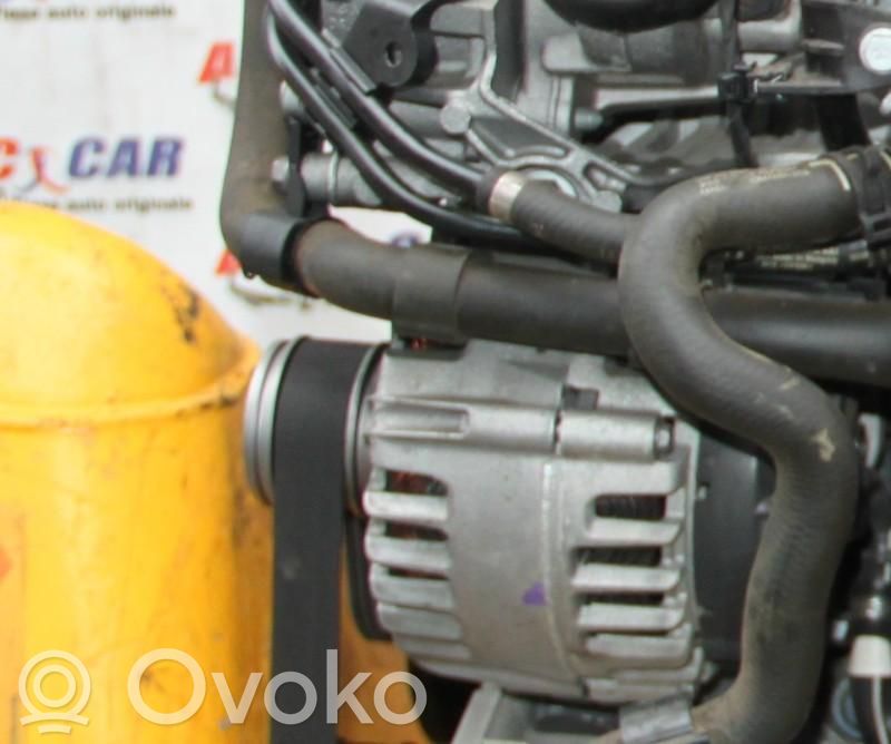Alternador   04L903023H