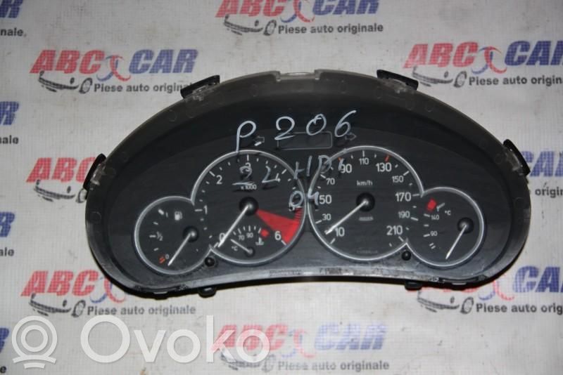 Peugeot 206 Clock 