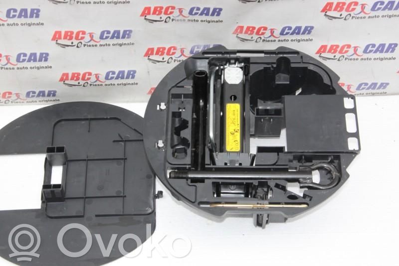 Renault Clio III Lift Jack 