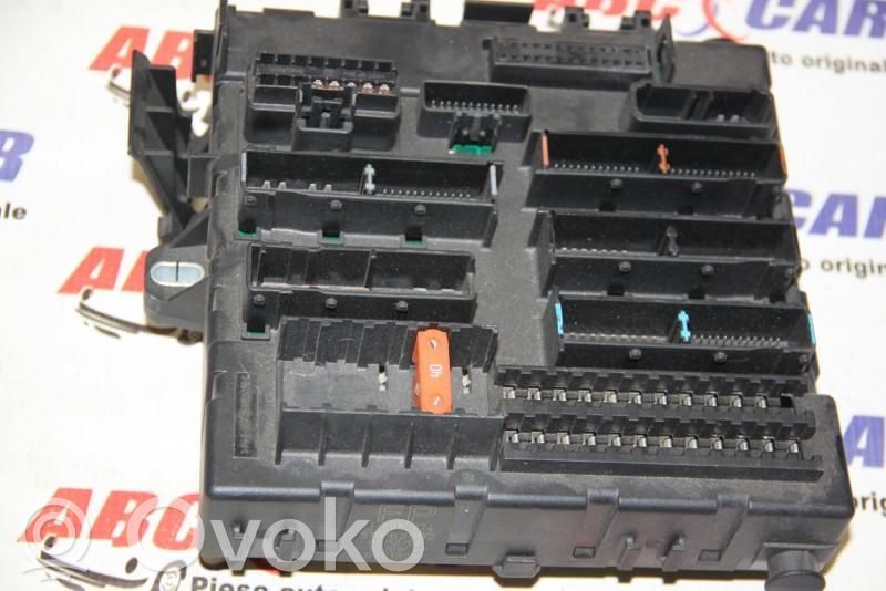 Fuse box set   13205774FP,519162002