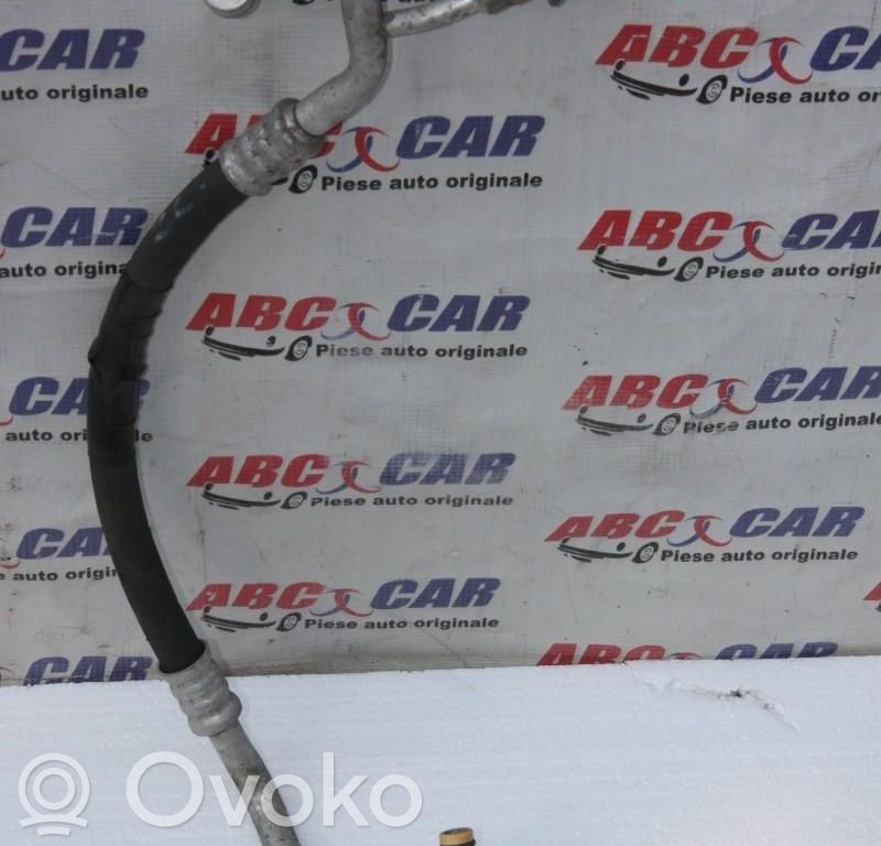 Ilmastointilaitteen putki (A/C)   1K0820721AC