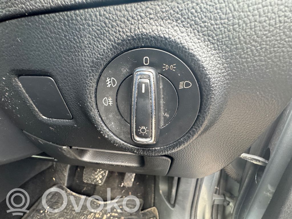 Light switch   3V0941431A