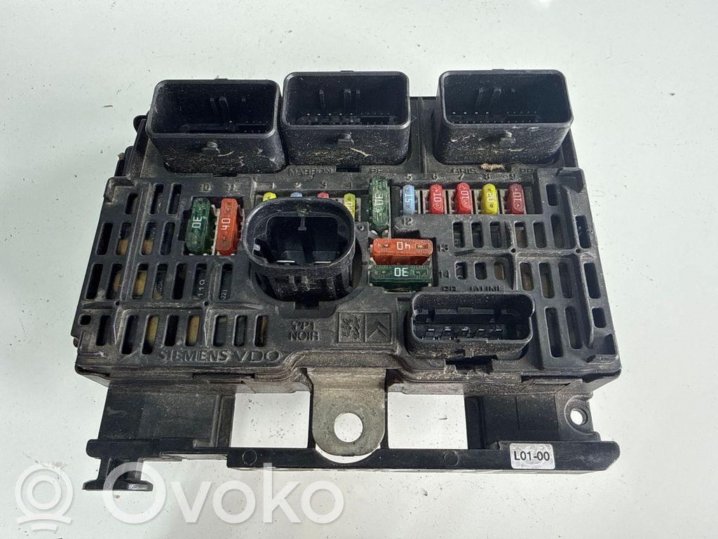 Peugeot 407 Comfort/convenience module 