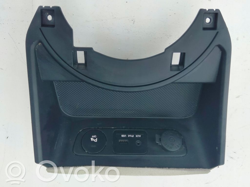 Enchufe conector USB   846313W910,846313W910