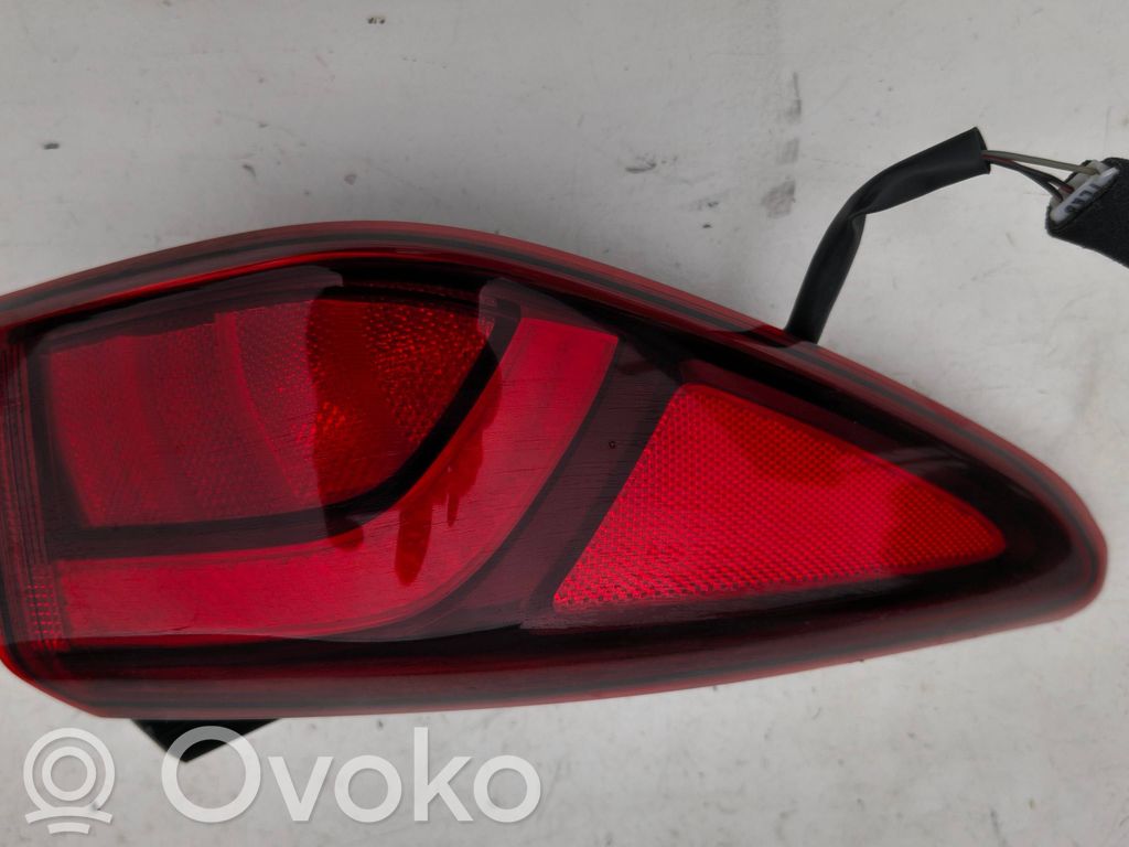 Lampa tylna   92401J95