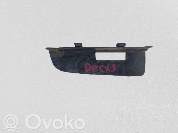 Priekšējais dubļusargs   D10E56114