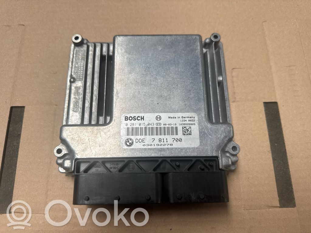Dzinēja vadības bloks   7811700,0281015043,030192278