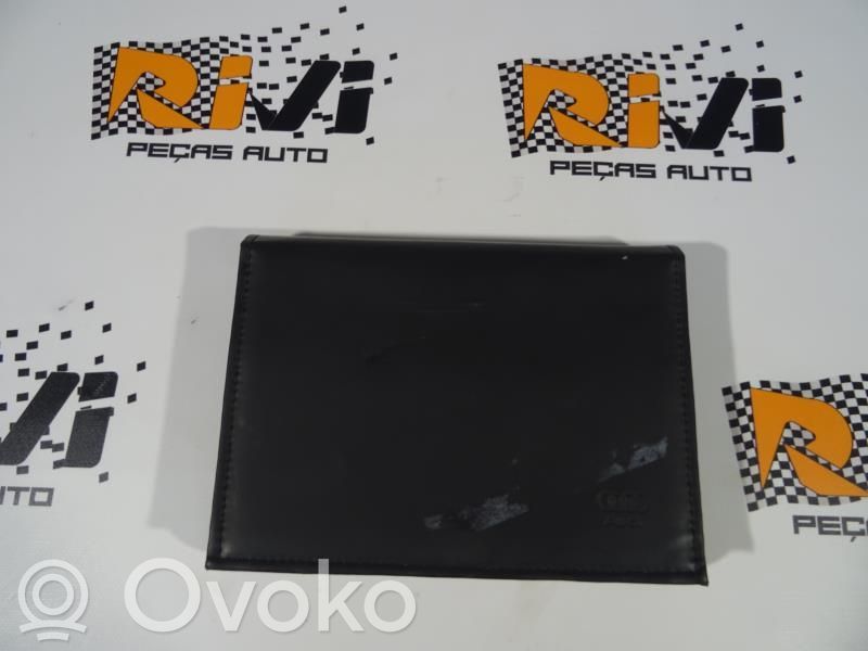 Audi A4 S4 B5 8D User manual 
