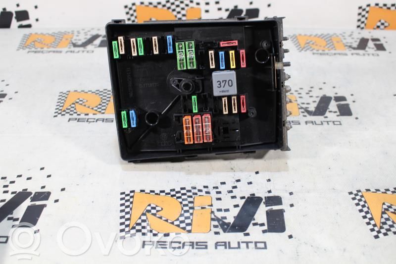 SAM vadības bloks   3C0937049AJ,28107526,3C0937049AJ,CAIXADEFUSIVEISVAG,SEATLEON,SKODAOCTAVIA,VOLKSWAGENGOLF