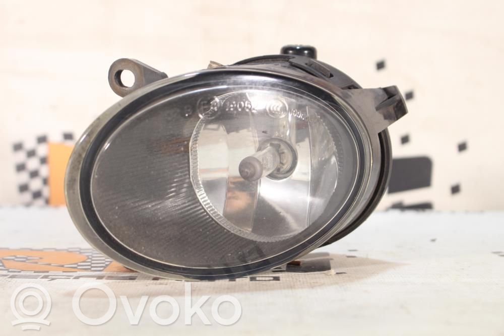 Audi A6 S6 C6 4F Miglas lukturis priekšā 