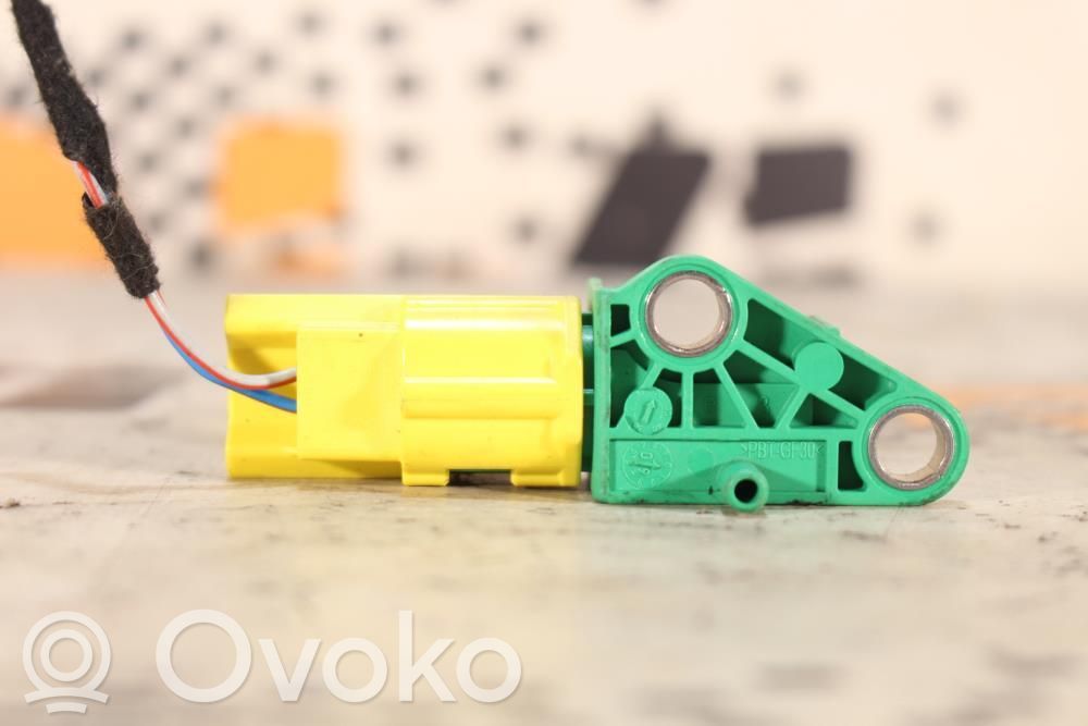 Airbag deployment crash/impact sensor   5M0909606A,5WK43658,VOLKSWAGENSCIROCCO