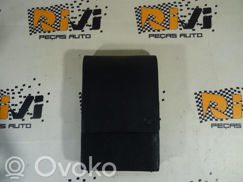Volkswagen PASSAT B7 User manual 