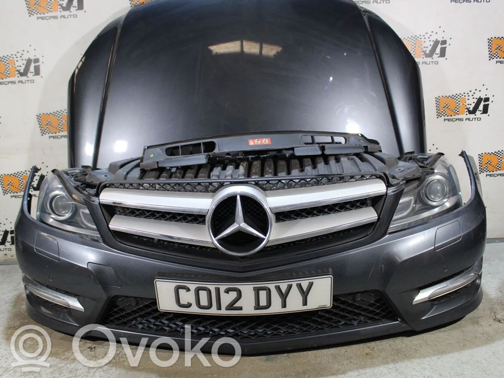Mercedes-Benz C W204 Priekio detalių komplektas 