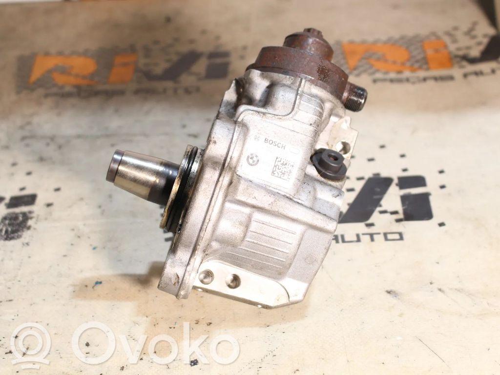BMW 3 E90 E91 Fuel injection high pressure pump 