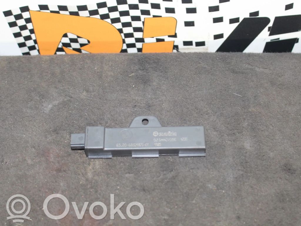 Wzmacniacz anteny   65206832065,6832065,SERIE1F40,SERIE2F44,SERIE3G20,SERIE7G11,SERIE8G14,X5G05,X6G06,X7G07,Z4G29