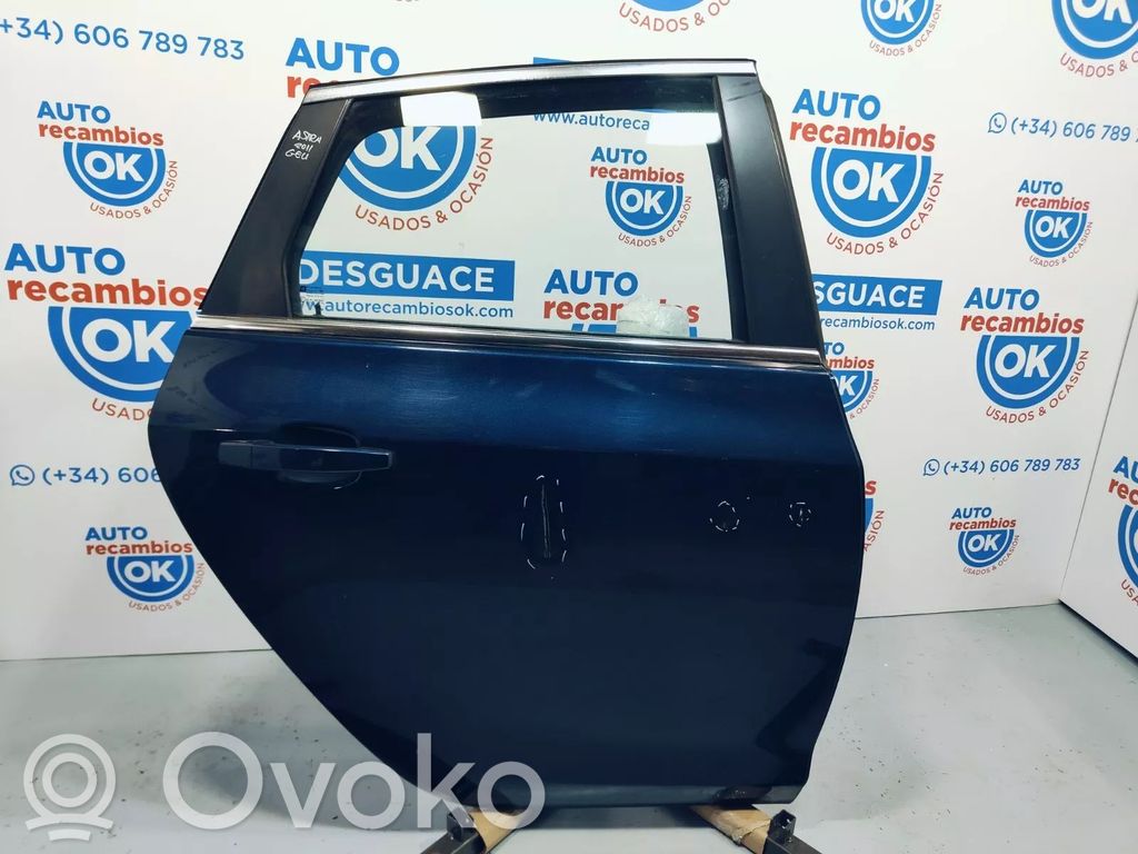 Opel Astra J Galinės durys 