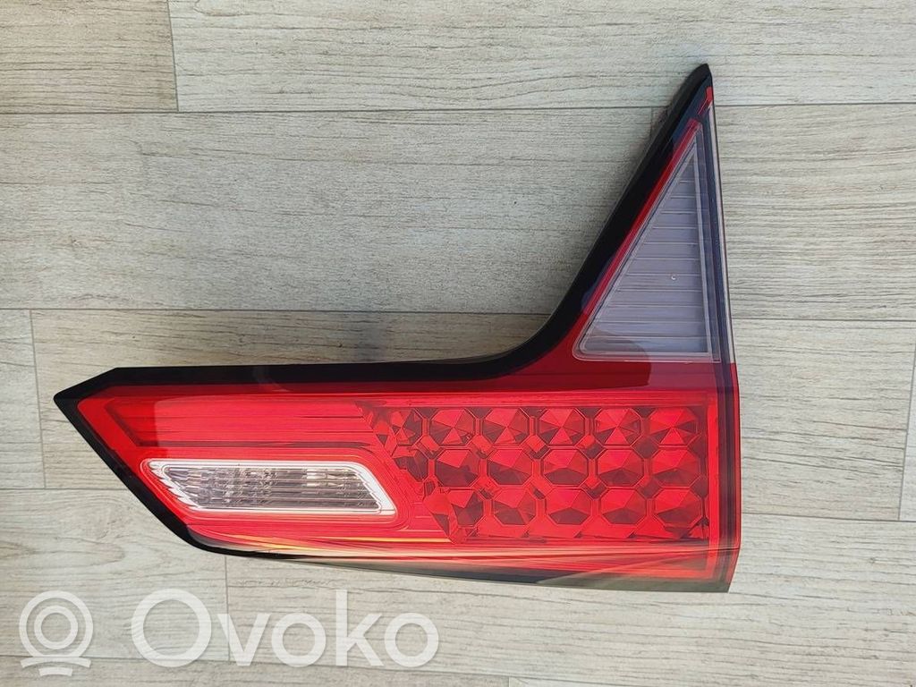 Honda HR-V Lampy tylnej klapy bagażnika 