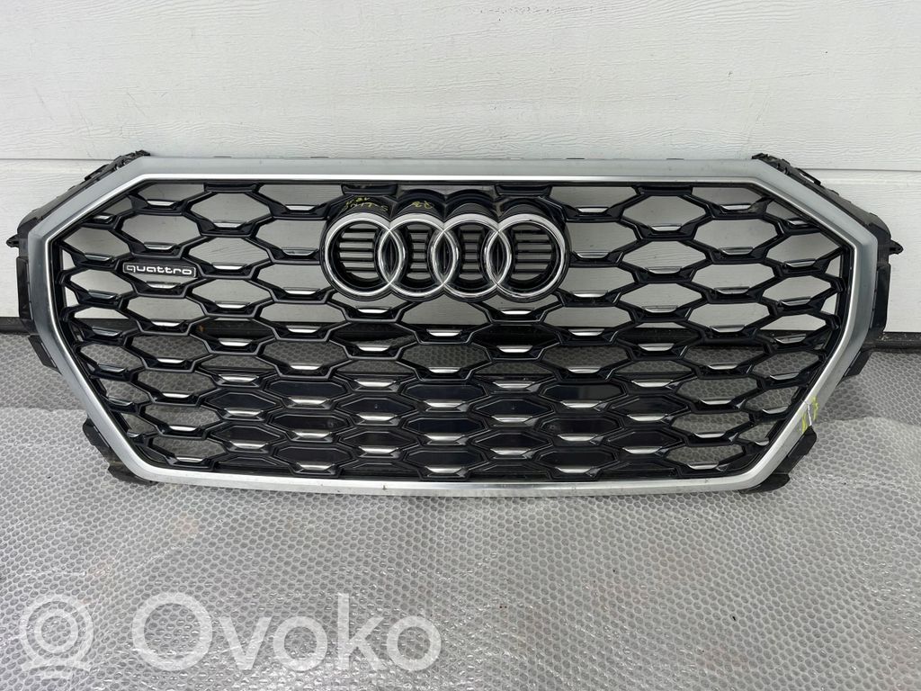Audi Q3 F3 Rejilla delantera 