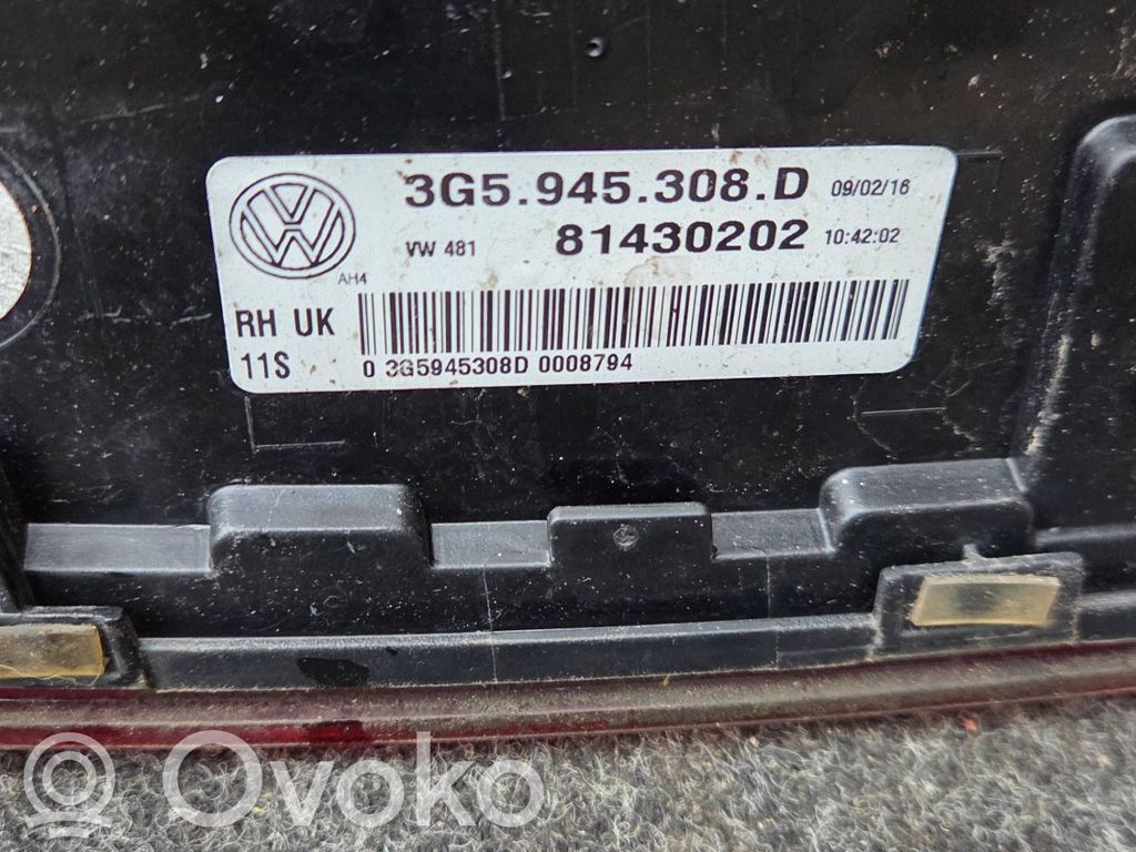 Volkswagen PASSAT B8 Lampy tylnej klapy bagażnika 