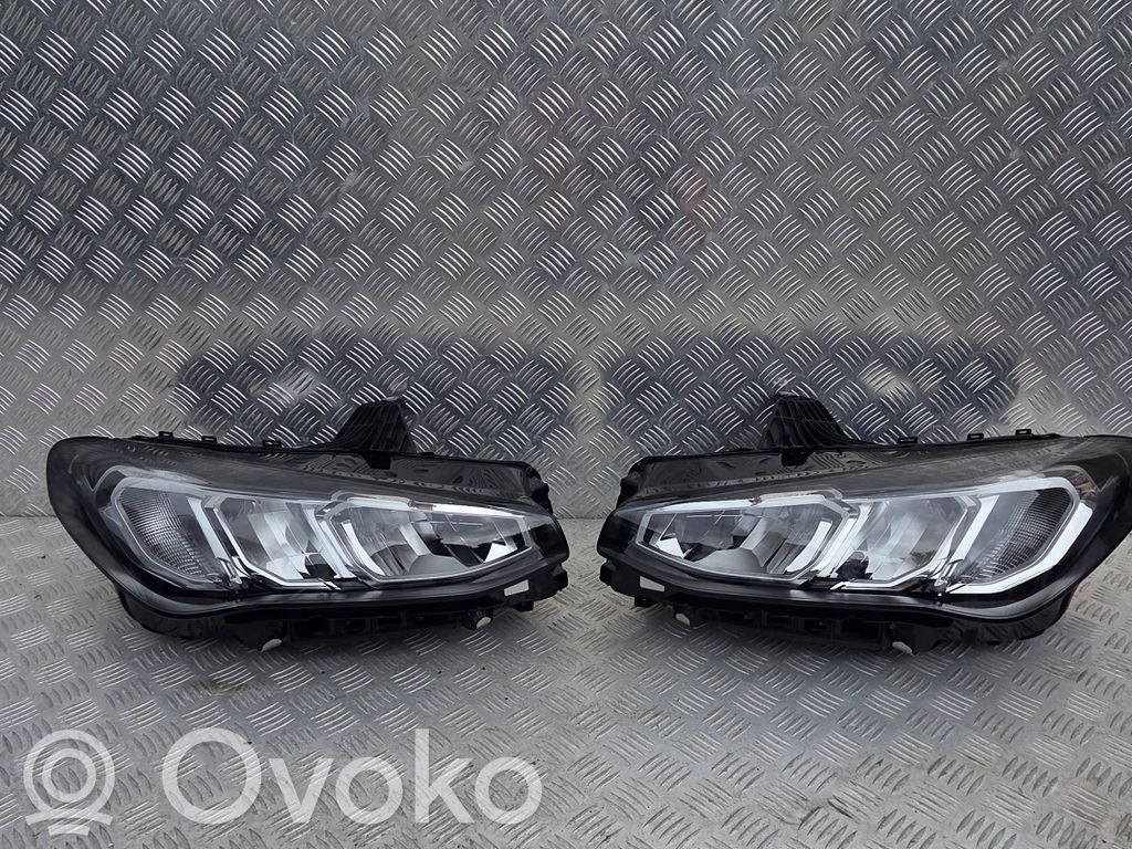 BMW 2 Active Tourer U06 Phare frontale 