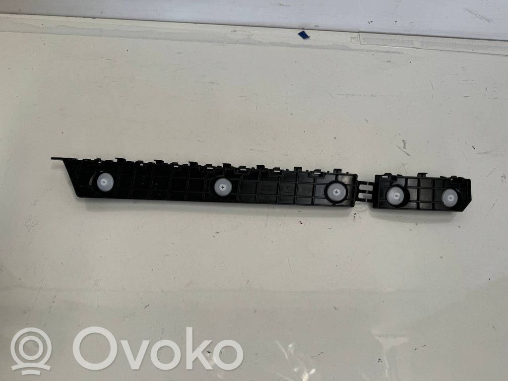 Tesla Model S Plaid Takapuskurin kannake 