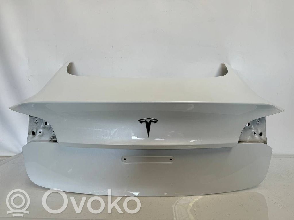 Tesla Model 3 Truck tailgate 