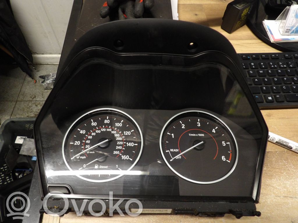 BMW 3 F30 F35 F31 Licznik / Prędkościomierz 