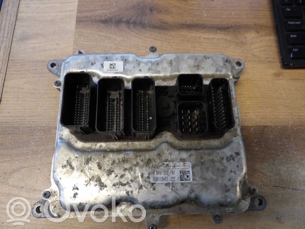 BMW 3 F30 F35 F31 Engine control unit/module ECU 