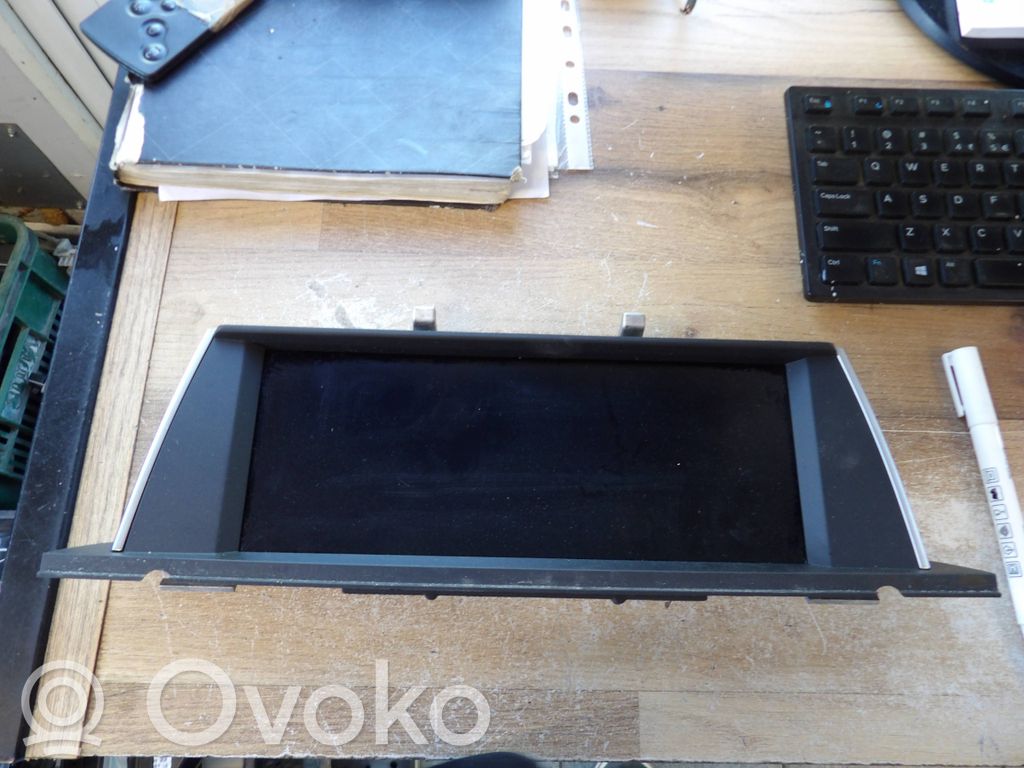 Monitor / wyświetlacz / ekran   9284972,200000986,990001554