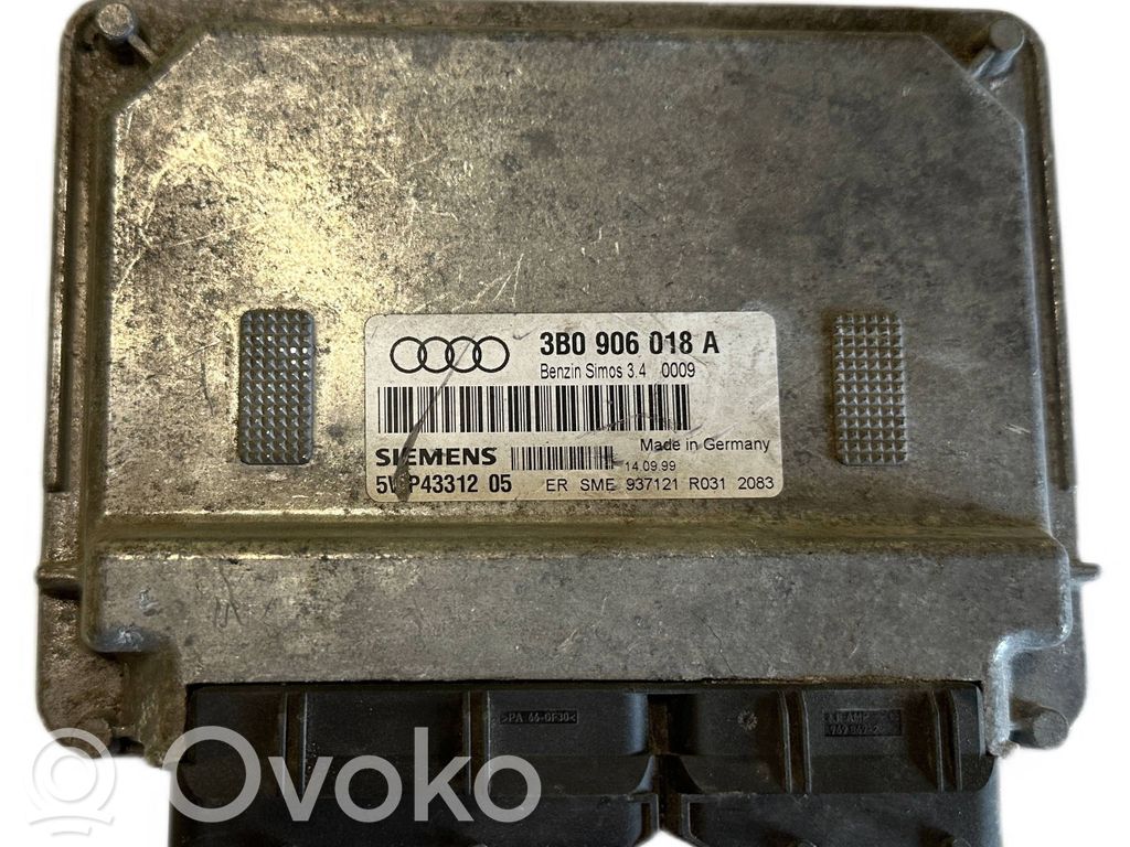 Audi A4 S4 B5 8D Unidad de control/módulo del motor 