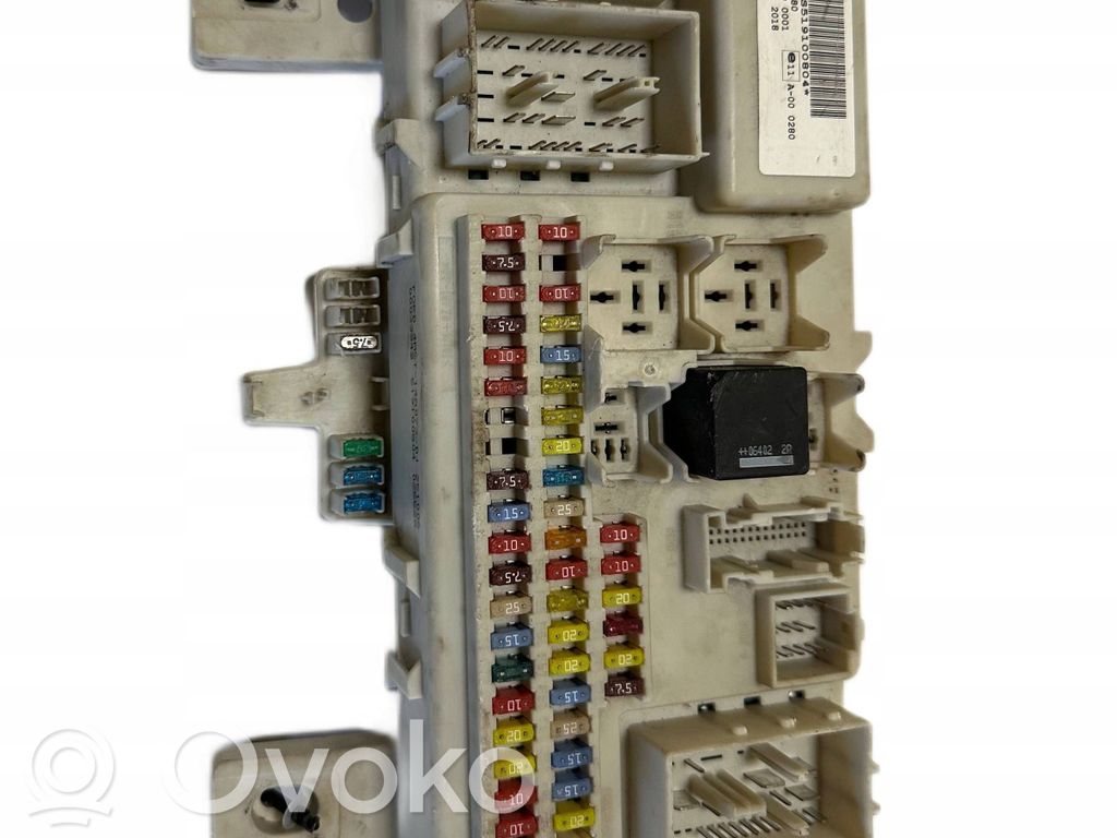 Ford Focus Skrzynka bezpieczników / Komplet 