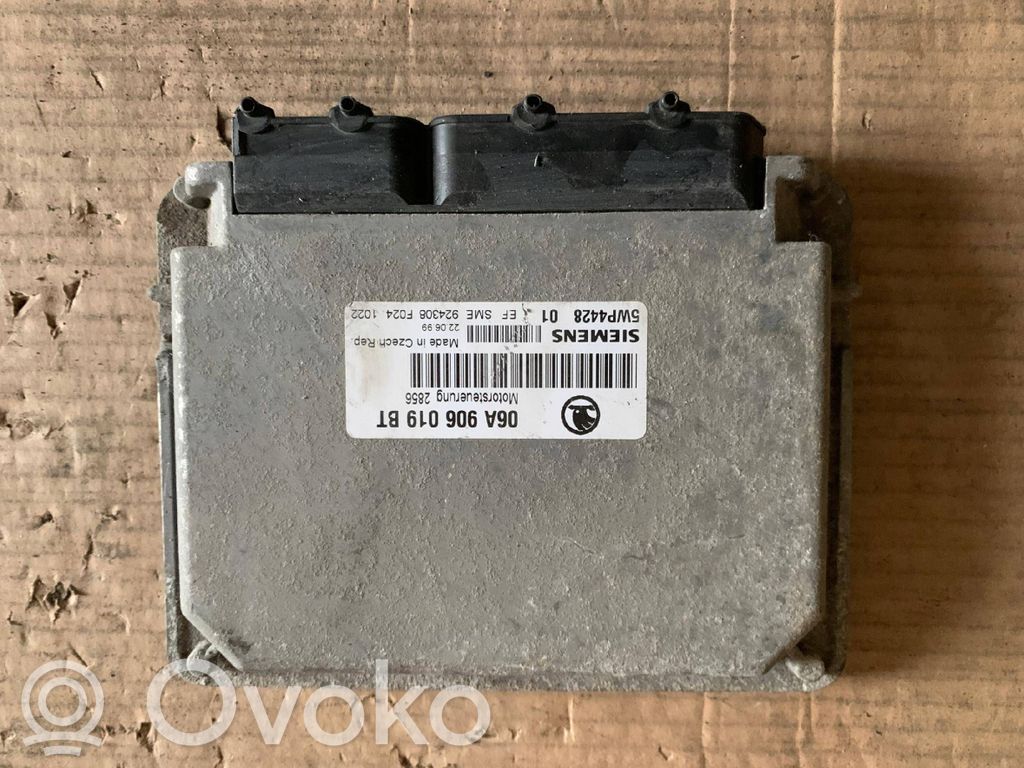 Skoda Octavia Mk1 (1U) Engine control unit/module 