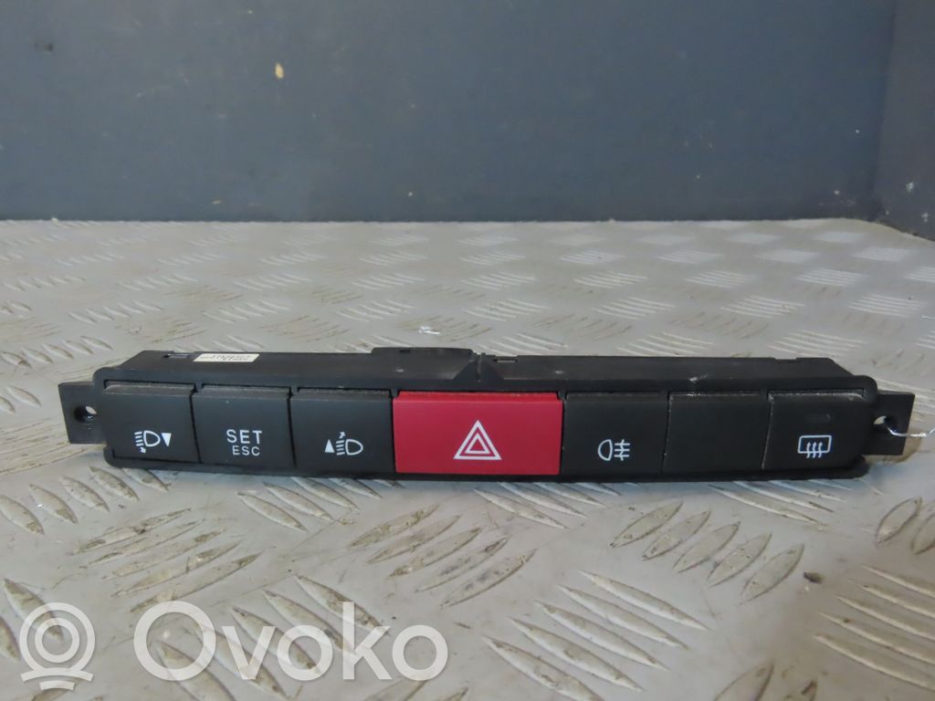 Opel Combo D Hazard light switch 