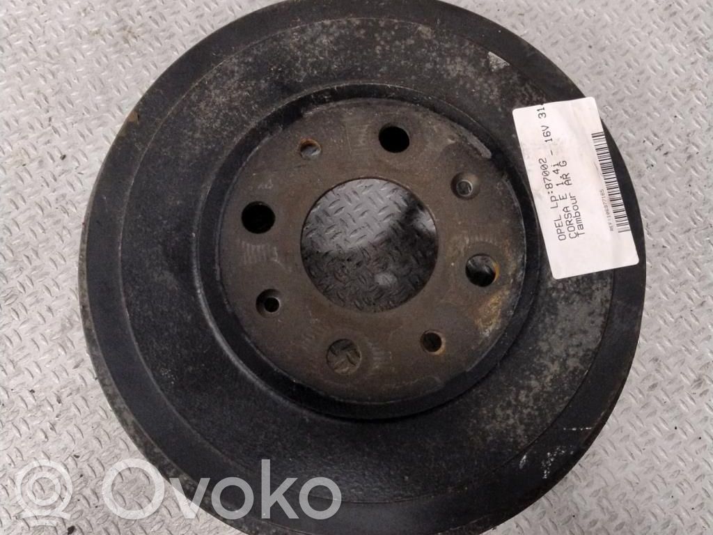 Opel Corsa E Stabdžių būgnas (galinis) 