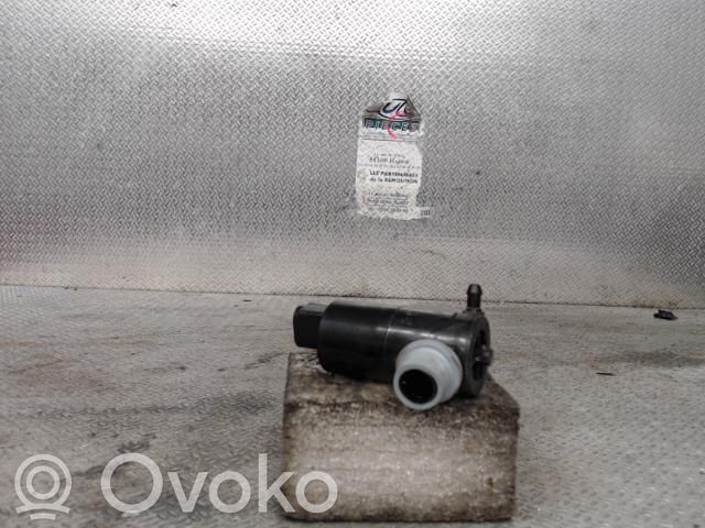 Windscreen/windshield washer pump   3841079J10