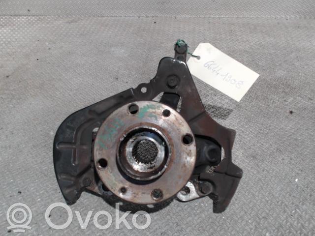 Fiat Panda III Front wheel hub spindle knuckle 