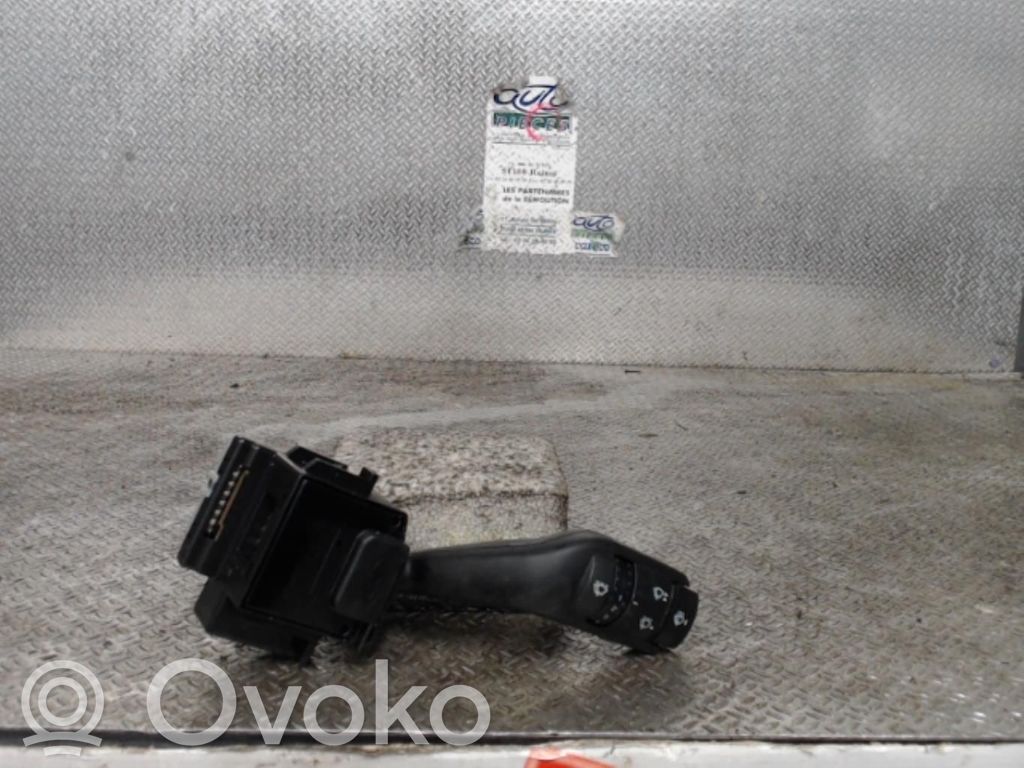Wiper control stalk   1300457