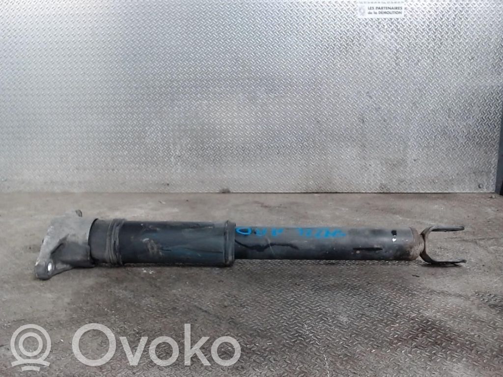 KIA Ceed Amortiguador trasero 