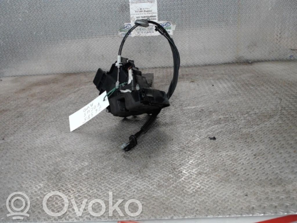 Priekšpusē slēdzene   5041662