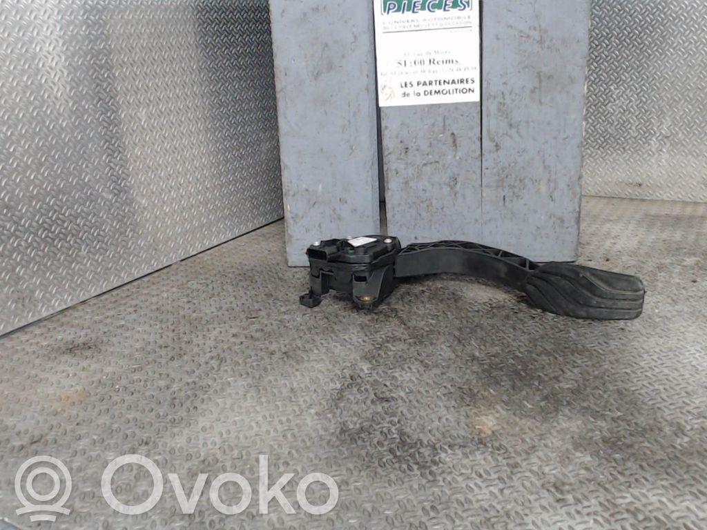 Accelerator pedal position sensor   180100879R