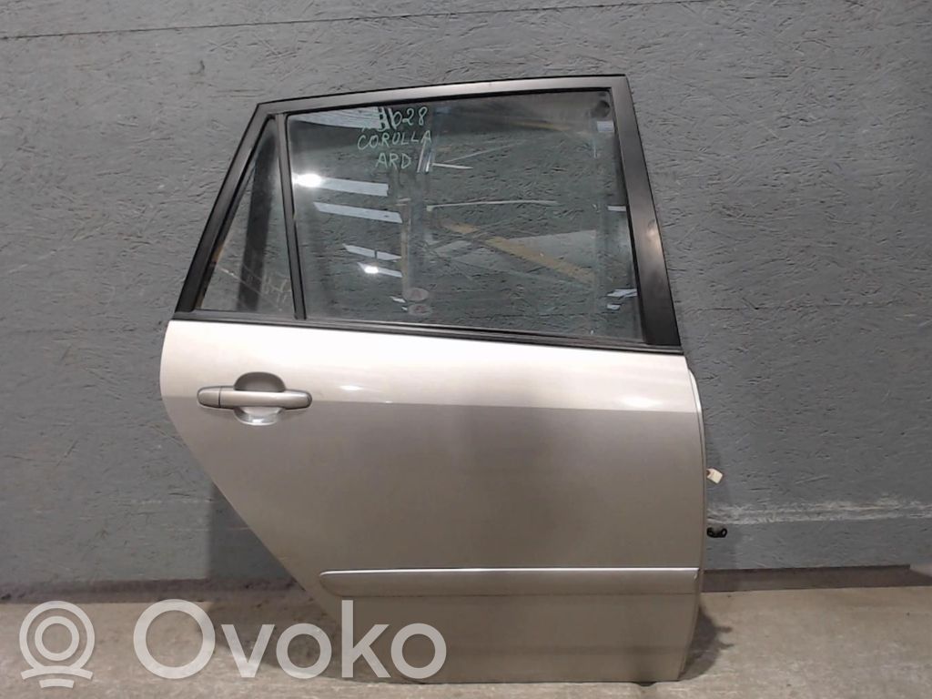 Toyota Corolla Verso E121 Galinės durys 