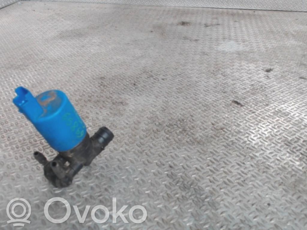 Windscreen/windshield washer pump   0000643497