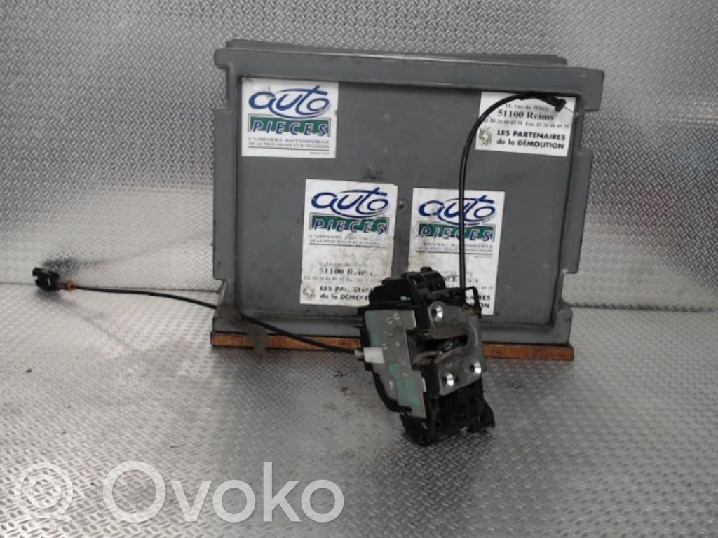Priekinė durų spyna   8200219247