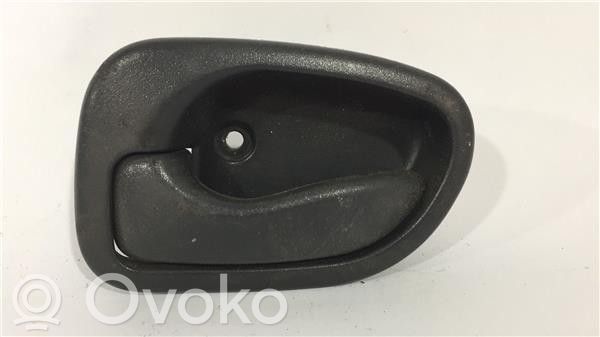 Hyundai Accent Manecilla interna puerta trasera 
