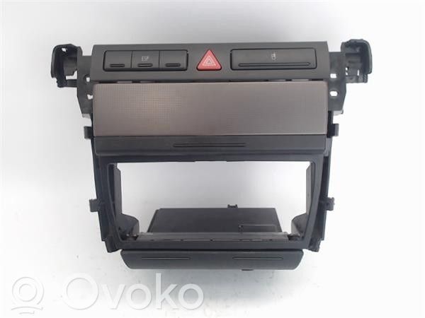 Consola central   4B0858005C,4B0858005F
