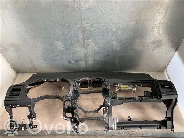 Toyota Auris 150 Deska rozdzielcza 