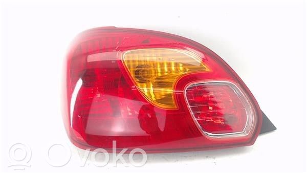 Mitsubishi Space Runner Lampă spate în caroserie 