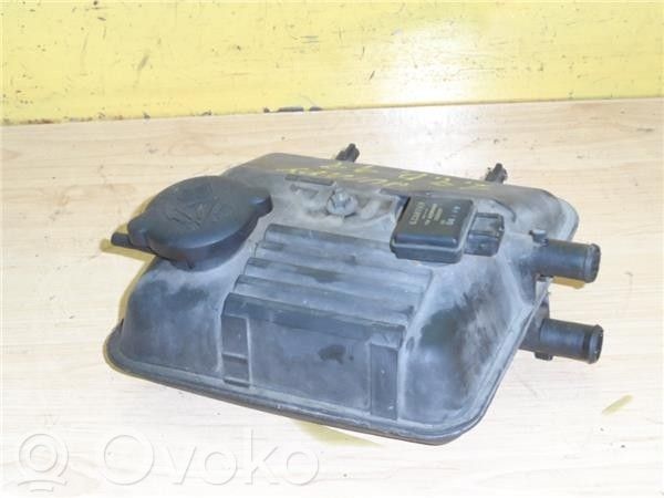 Aušinimo skysčio išsiplėtimo bakelis   0114830260080