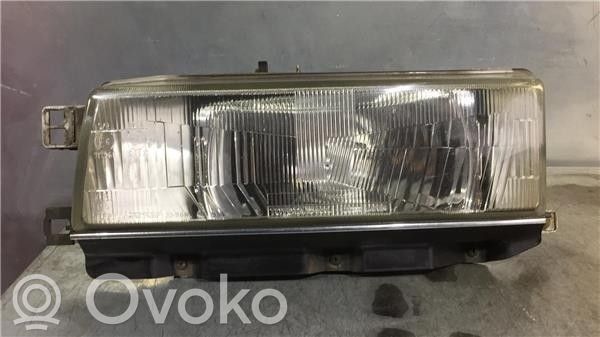 Toyota Corolla E90 Phare frontale 