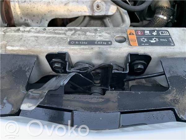 Opel Astra J Tie down hook / loop 